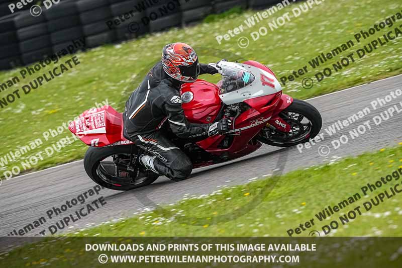 anglesey no limits trackday;anglesey photographs;anglesey trackday photographs;enduro digital images;event digital images;eventdigitalimages;no limits trackdays;peter wileman photography;racing digital images;trac mon;trackday digital images;trackday photos;ty croes